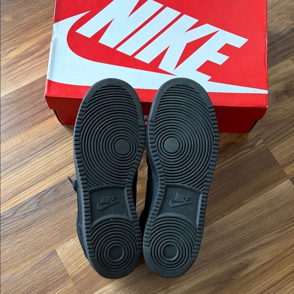 Nike Men's Court Vision mid high Black Sneakers - Picture 2 of 5